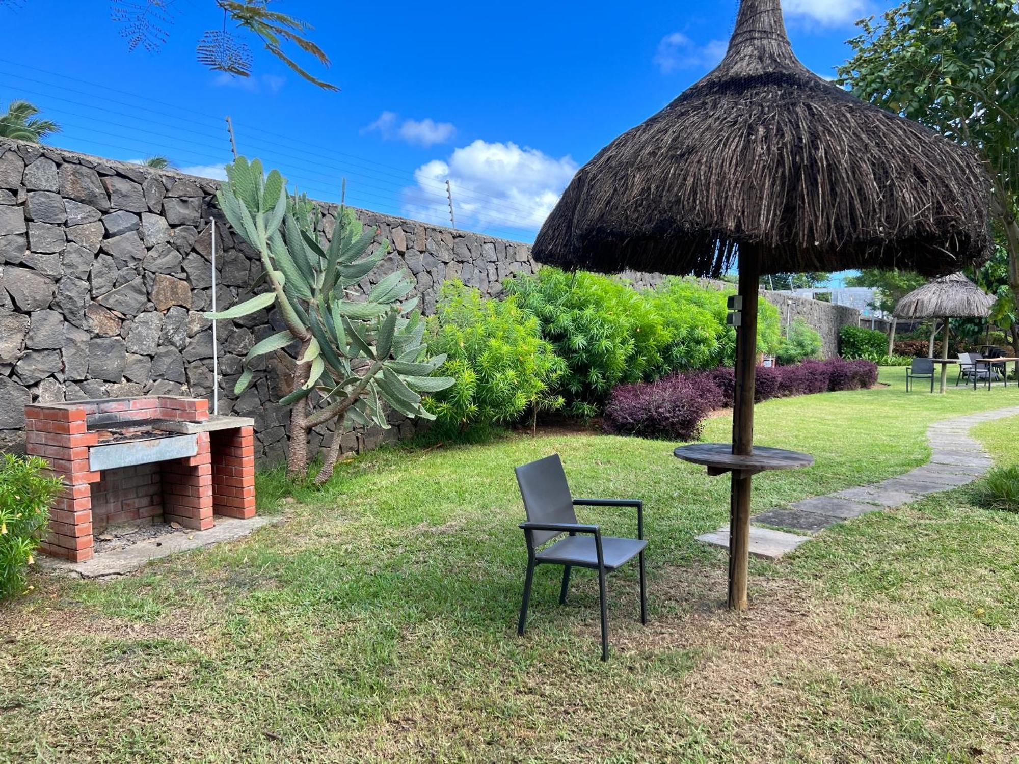 Villa In Port Chambly ,Mauritius Terre Rouge  Екстер'єр фото